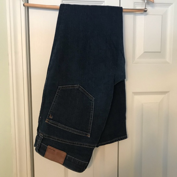 Madewell Denim - Madewell 9” high riser skinny in Davis wash!